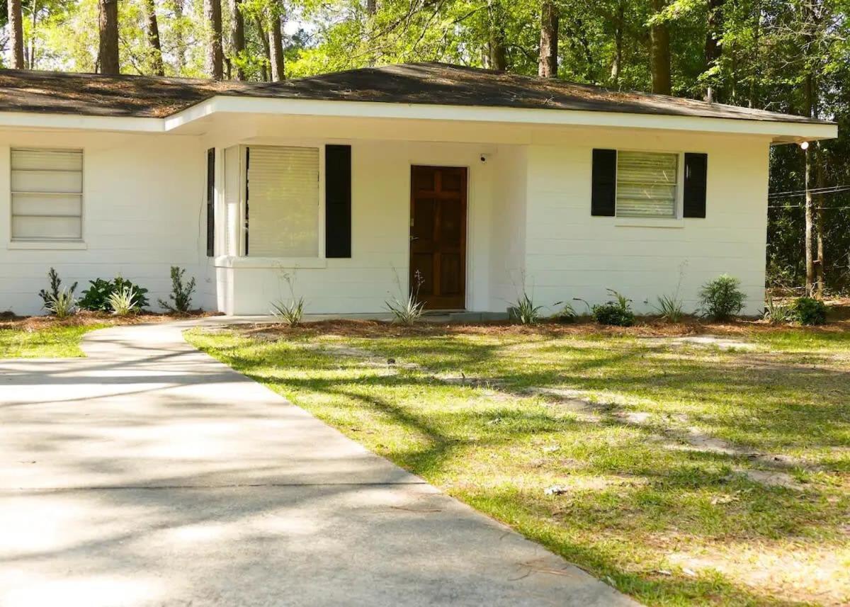 Comfortable Cottage On The Blue Mile - Close To Gsu! Statesboro Exteriör bild